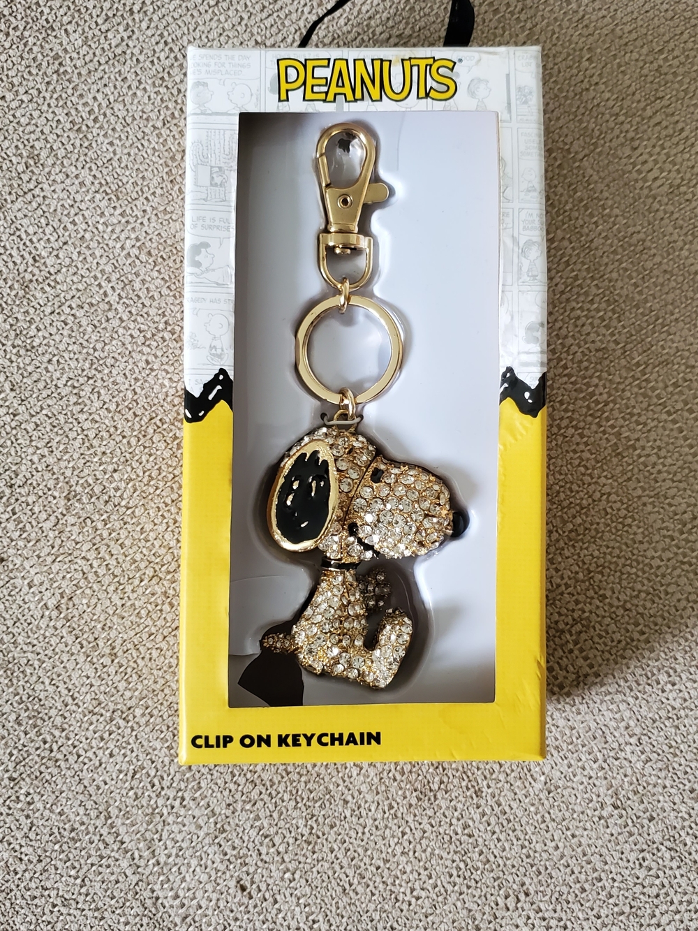 Peanuts Snoopy 3D Crystal Rhinestone Pave Clip On Keychain Bag Charm